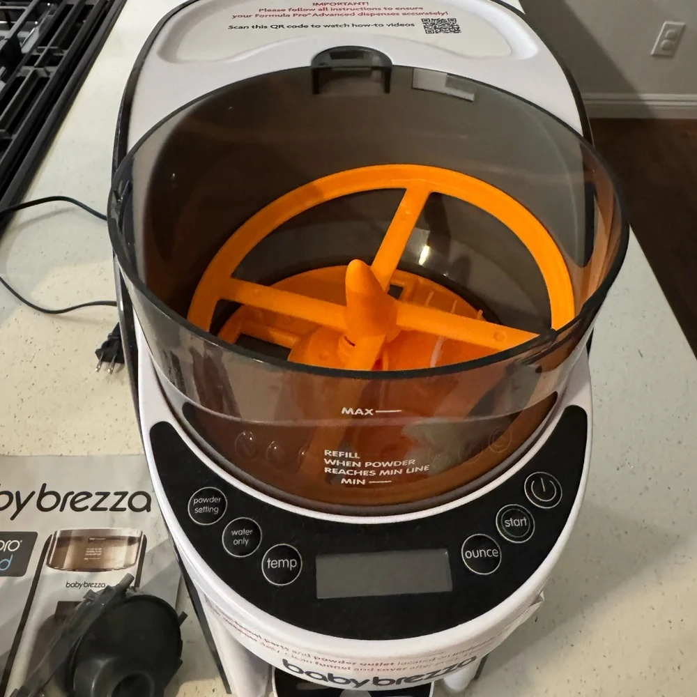 Baby Brezza Formula Pro Advanced Dispenser - Picture 3 of 4